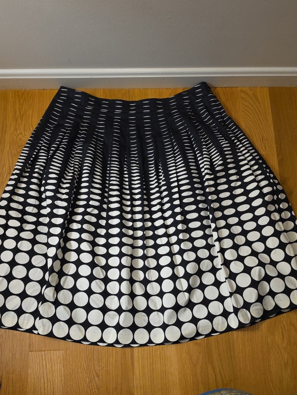 Talbots Black and White Polka Dot Pleated Skirt Sz 14
